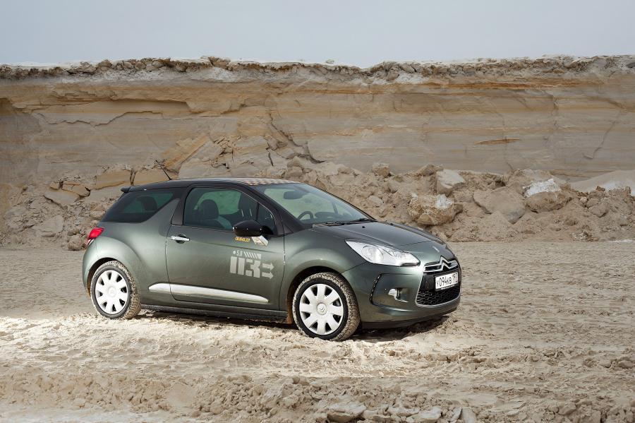  Citroen DS3 2010 года  (фото 39 из 115)